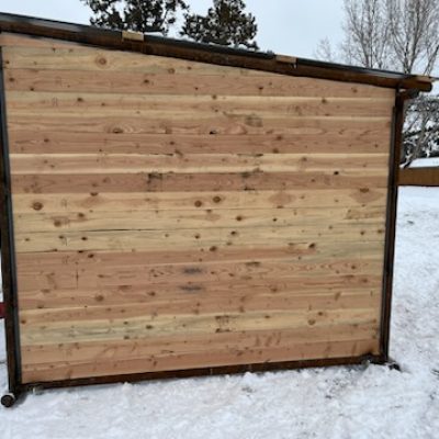 Custom mobile livestock shelter by Cascade Fencing